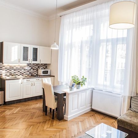 All In Apartman Budapest Rom bilde