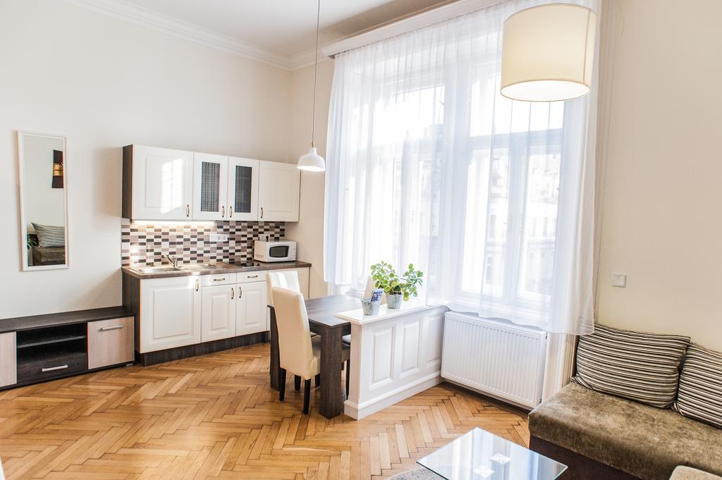 All In Apartman Budapest Rom bilde