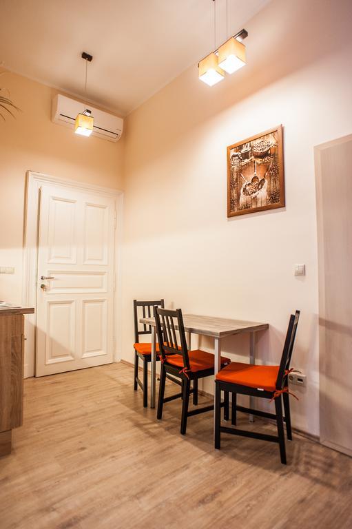 All In Apartman Budapest Rom bilde